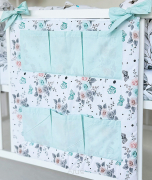 Przybornik na łóżeczko "KOKARDKA" (białe różyczki +mięta)