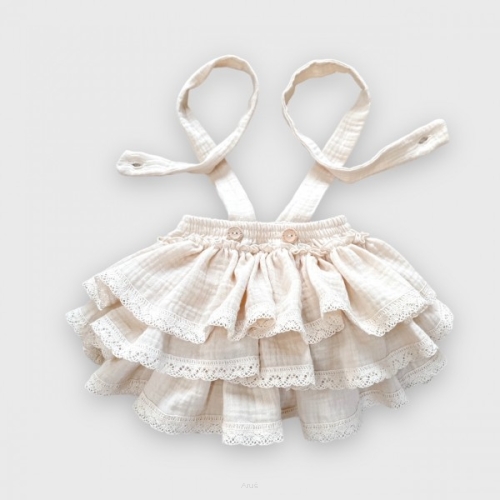 Spódnica/bloomersy muślinowa na szelkach , falbanki, koronki (waniliowy beż)