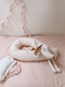 Ochraniacz do łóżeczka, poduszka ozdobna, przytulanka PIESEK (beż +karmel)