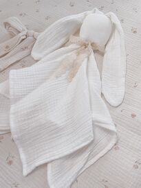 Muślinowa przytulanka Bunny (śmietankowa)
