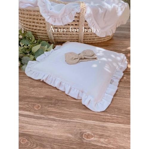 Poduszka z poszewką z falbanka 40x40 ECO muślinowa (biała gładka)