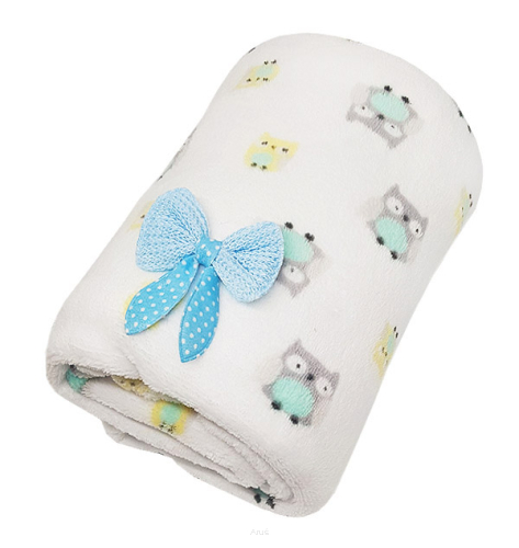 Koc kocyk z mikrofibry (białe sowy+niebieska kokardka)