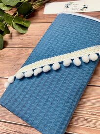 Okrycie kąpielowe wafelek bawełniane 100x100 BOHO navy blue pompons white