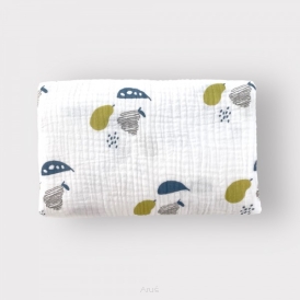 Prześcieradło muślinowe z gumką do kołyski 90x40 (gruszki)