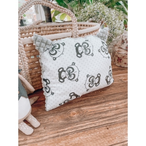 Poduszka przytulanka KOTEK (minky popiel + pandy))