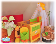 9 el. pościel haftowana z moskitiera 3 kolorowa (owieczka/balonik)