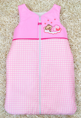 Śpiworek śpiwór z haftem idealny do spania (różowy miś na chmurce)