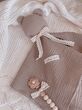 Muślinowa przytulanka Teddy Caramel + OPCJA haftu imienia - 4