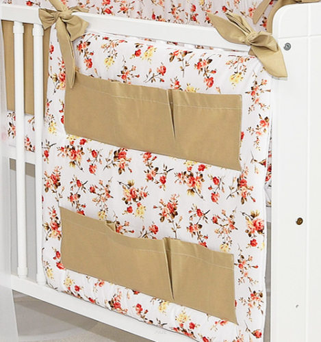 Przybornik na łóżeczko 