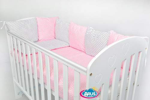 Ochraniacz poduszki 6szt (różowe serduszka +czarne kropy na białym)